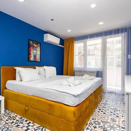 2br Pop-art Paradise With Terrace Near Youth Hill By Flat Manаger Апартамент Пловдив