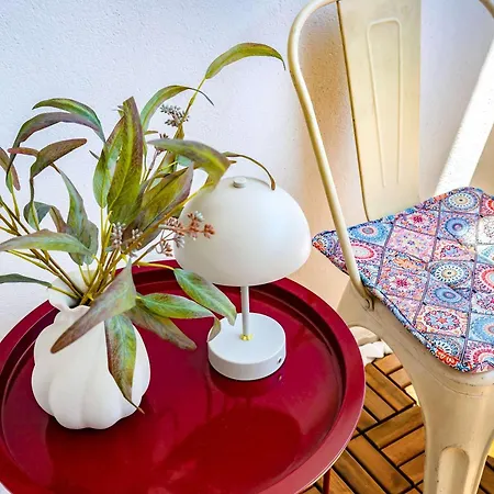 2br Pop-art Paradise With Terrace Near Youth Hill By Flat Manаger